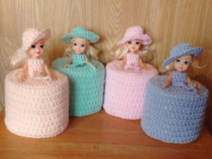 traditional style crochet toilet roll holder dolly